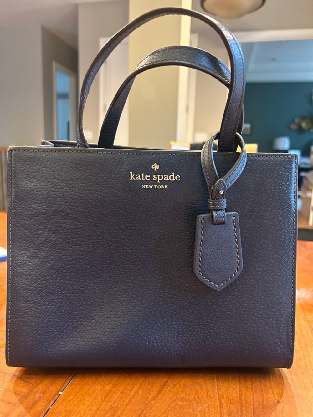 Kate spade navy Thompson Street Sam